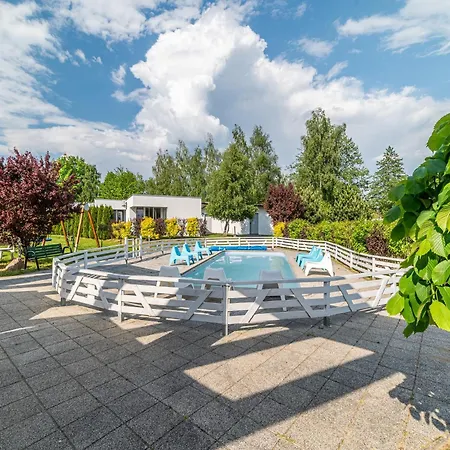 Homes With Pool, Close To The 시아노제티