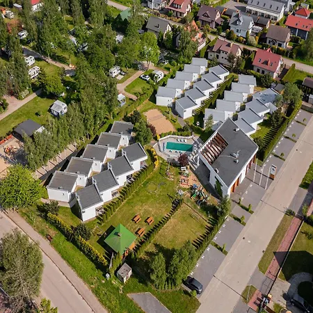 בית נופש Homes With Pool, Close To The